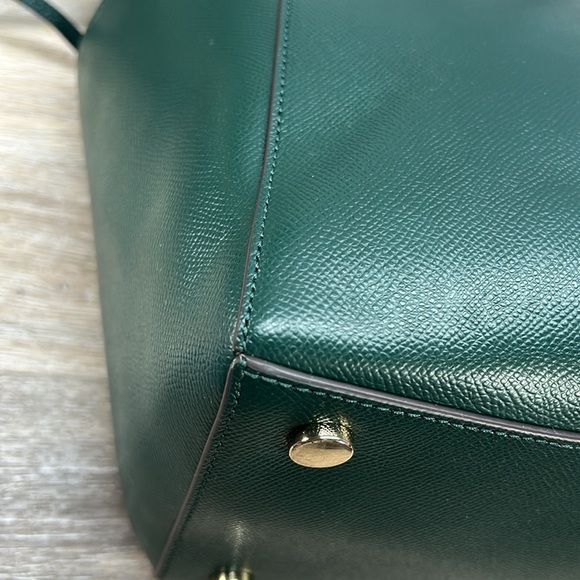NWT Michael Kors Voyager green tote bag - Picture 11 of 13